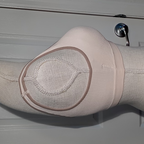 Lucky Brand Ribbed Seamless Comfort Bra Size Large Cream/Tan - Picture 4 of 15